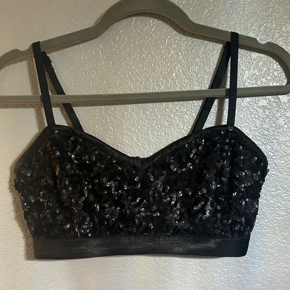 Women’s Guess Black Sequin Crop Top size Small